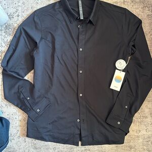 NWT Vuori Men’s Knit Oxford Button Down - Size XL